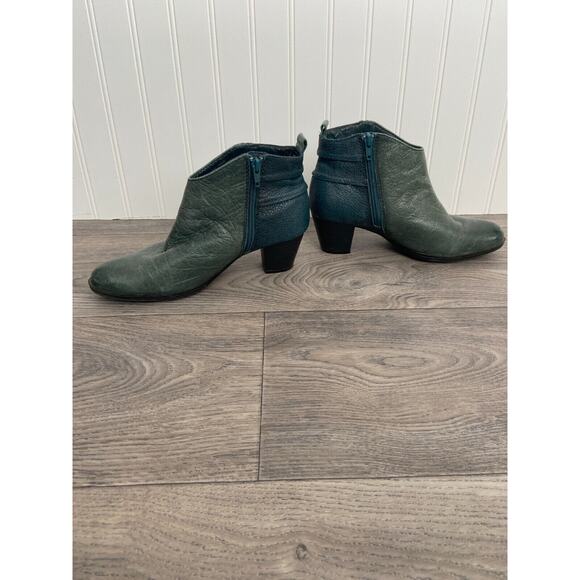 LAST CHANCE Earth Ankle Boots Women's 8B Blue Cypress Forest Green Leather - Picture 5 of 7